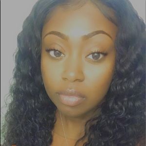 Meet your Posher, Quinyette